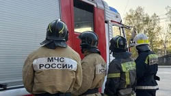 Пожарные потушили полыхающее строение в Красногорске