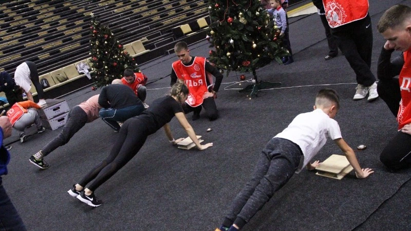 «Одна семья – одна команда»: определены самые спортивные семьи Сахалина