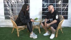«Пишу о себе. Иначе не умею»: Константин Кулясов о гастролях, вдохновении и экспериментах в музыке