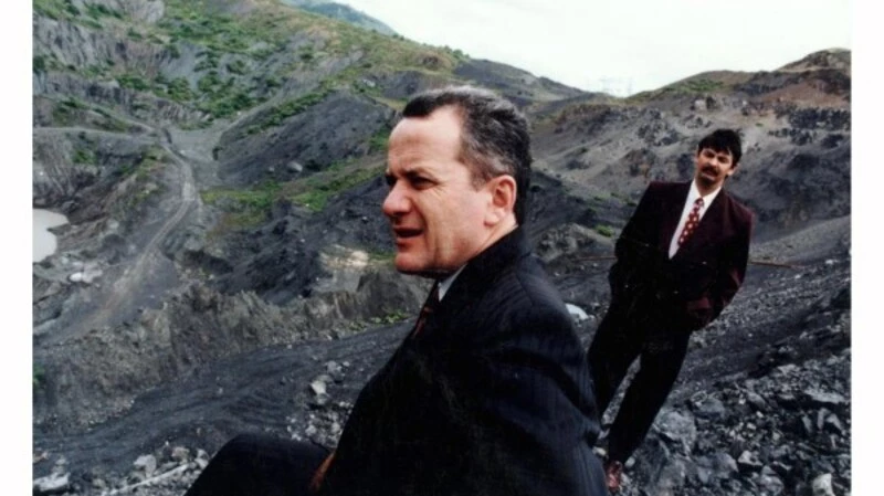 Коллеги о Фархутдинове: Когда он был на Сахалине — свет горел