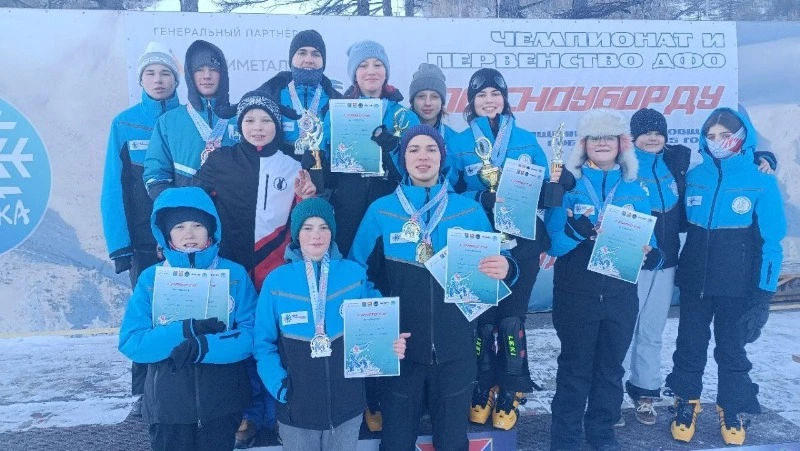 Сноубордисты с Сахалина завоевали 17 медалей всероссийских соревнований 
