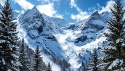 Синоптики предупредили о риске схода лавин в 8 районах Сахалинской области