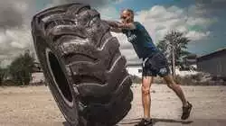 Переворот покрышек привел сахалинца в Книгу рекордов России