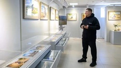 Персональная фотовыставка Владислава Володченко «Мир мотокросса в кадре» проходит в Долинске