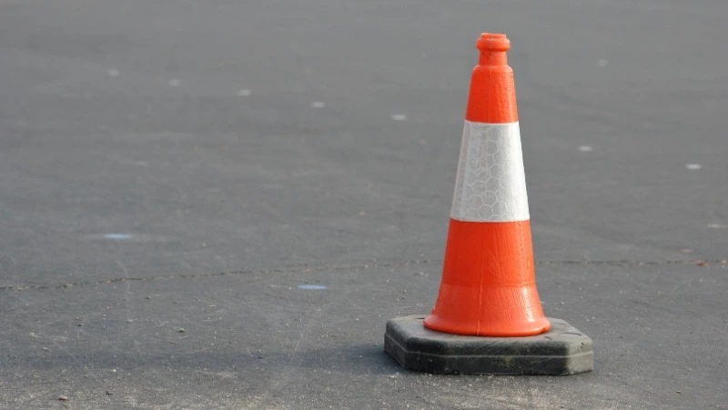 Участок улицы Космонавта Поповича в Южно-Сахалинске закроют на день 15 октября