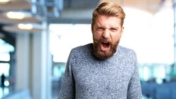 Холостые мужчины в Южно-Сахалинске ругаются матом реже женатых 