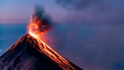 Как не пострадать при извержении вулкана: памятка для жителей Сахалина и Курил