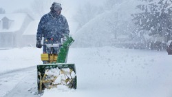 Где почистят дороги от снега в Южно-Сахалинске днем 24 февраля