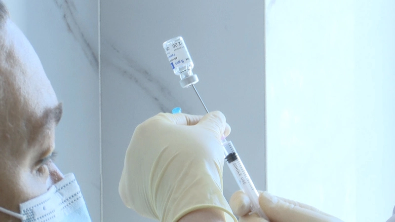 Насильно прививать от ковида сахалинцев не позволят власти региона