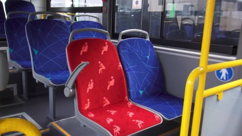 Бесплатный проезд для сахалинцев старше 70 лет стал электронным