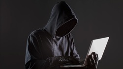 Полиция Сахалина установила личность подозреваемого в интернет-мошенничестве