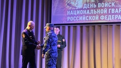 Сотрудников Росгвардии наградили орденами Мужества в Южно-Сахалинске