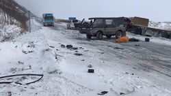 Снег на Сахалине привел к серии серьезных ДТП
