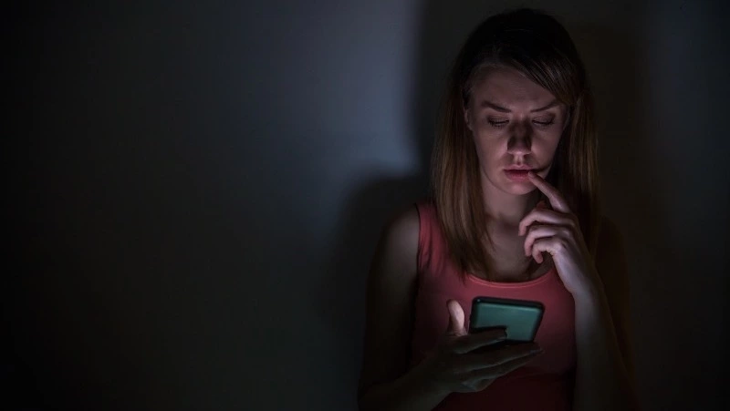 Мошенники берут микрозаймы на имя россиян с помощью фейкового VPN-приложения