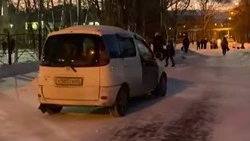 Жителя Южно-Сахалинска наказали за езду по пешеходным дорожкам 