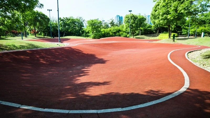 В одном из скверов Южно-Сахалинска построят площадку c памп-треком за 96 миллионов рублей