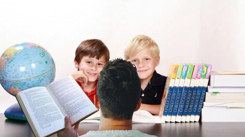 Директоров сахалинских школ предлагают выбирать с помощью голосования