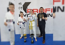  Сахалинские каратисты завоевали две награды Кубка Содружества