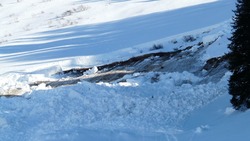 Угроза схода лавины сохранится в восьми районах Сахалина 13 марта