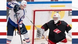 «Сахалинские Акулы» уступили лидеру «Золотого» дивизиона чемпионата МХЛ