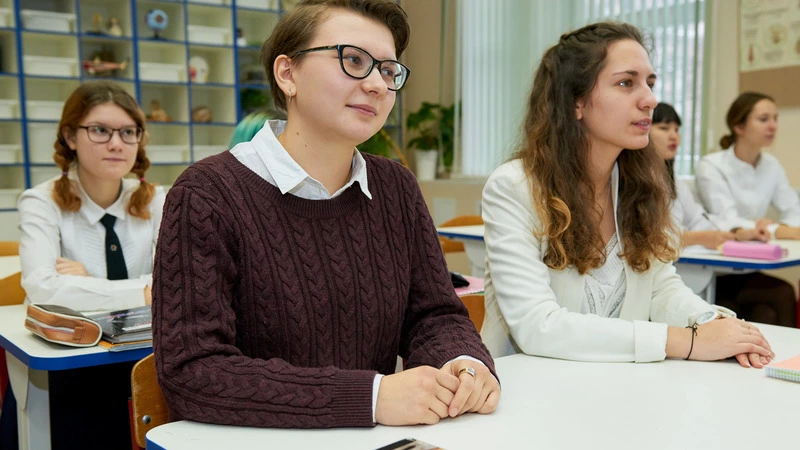 Выпускники сахалинских школ в следующем году могут не сдавать английский язык