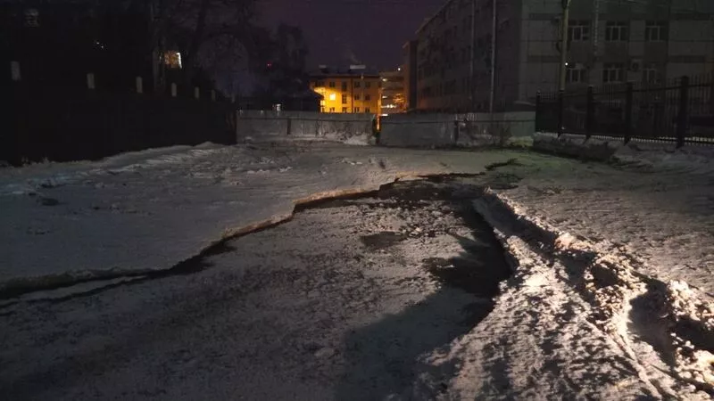 Более 2000 жителей сидят без воды в Южно-Сахалинске