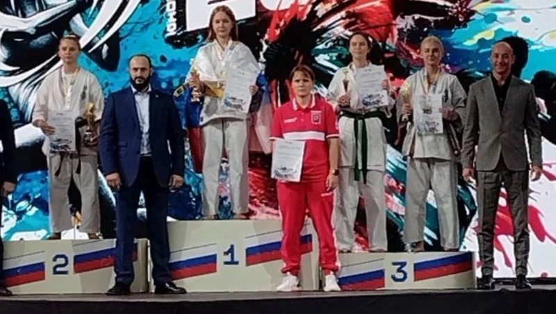 Каратистка с Сахалина завоевала бронзовую награду Спартакиады учащихся России