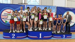 Сахалинцы завоевали 18 наград на чемпионате и первенстве ДФО по прыжкам на батуте