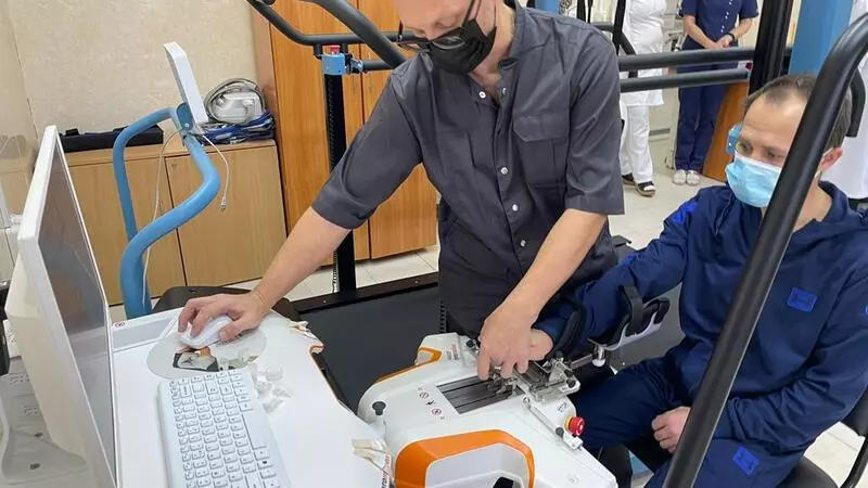 После инсульта тяжелым пациентам поможет новая медтехника на юге Сахалина