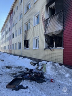Два человека пострадали при пожаре в поронайском Востоке