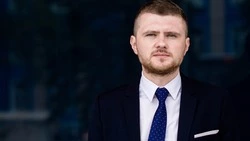 Сахалинский политтехнолог отметил, что выборы губернатора проходят без скандалов