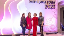 В Южно-Сахалинске наградили победительниц и лауреатов конкурса «Женщина года — 2023»