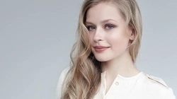 Актриса Юлия Пересильд и «Вольные музыканты» выступят в Южно-Сахалинске