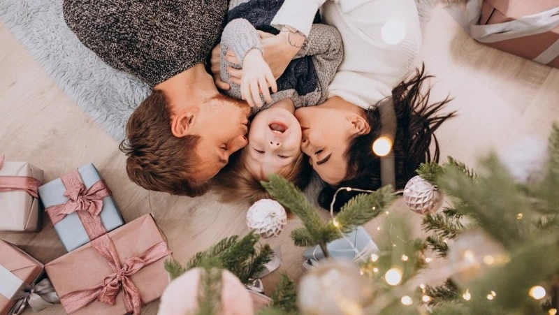 Жители ДФО готовы потратить 6 тысяч рублей на человека при бронировании жилья на Новый год