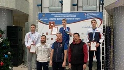 Летающий лыжник с Сахалина Александр Баженов завоевал серебро на Кубке России
