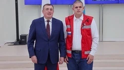 Волонтёра наградили за спасение жизни