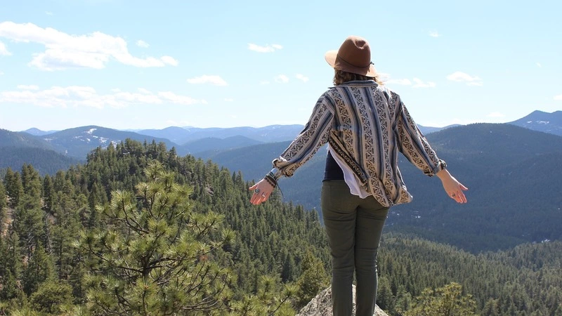 На Сахалине беременная женщина сбежала из армии и попала в суд