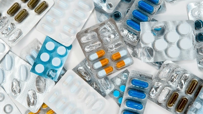 В России запретили продажу просроченных лекарств и препаратов с недействительной маркировкой