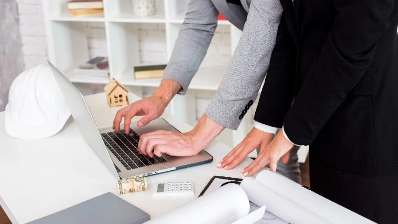 «Авито Работа»: аналитика рынка труда в страховании и недвижимости