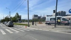 Ребенок на электросамокате попал под колеса Toyota Land Cruiser в Южно-Сахалинске