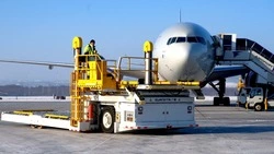 Три самолета задержали в аэропорту Южно-Сахалинска днем 13 декабря