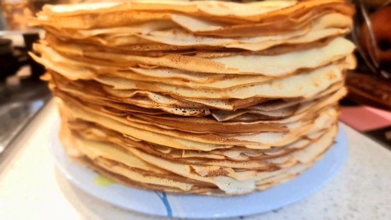 Блины на Масленицу 2025: лучшие и простые рецепты, советы от профессионалов