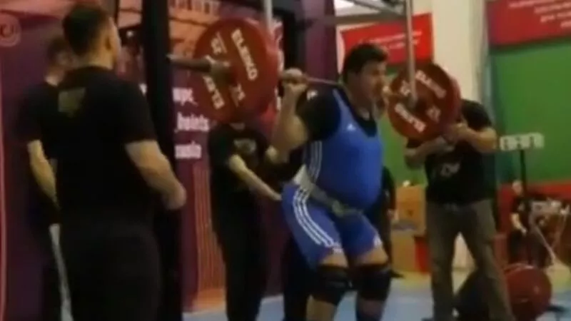 Сахалинский возрастной тяжелоатлет поднял полтонны веса и взял золото чемпионата Европы