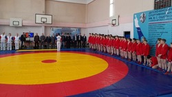 Соревнования самбистов стартовали в Александровске-Сахалинском