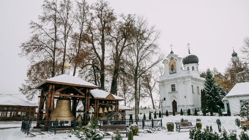 Церковный праздник 24 декабря 2025: традиции, строгие запреты и народные приметы дня