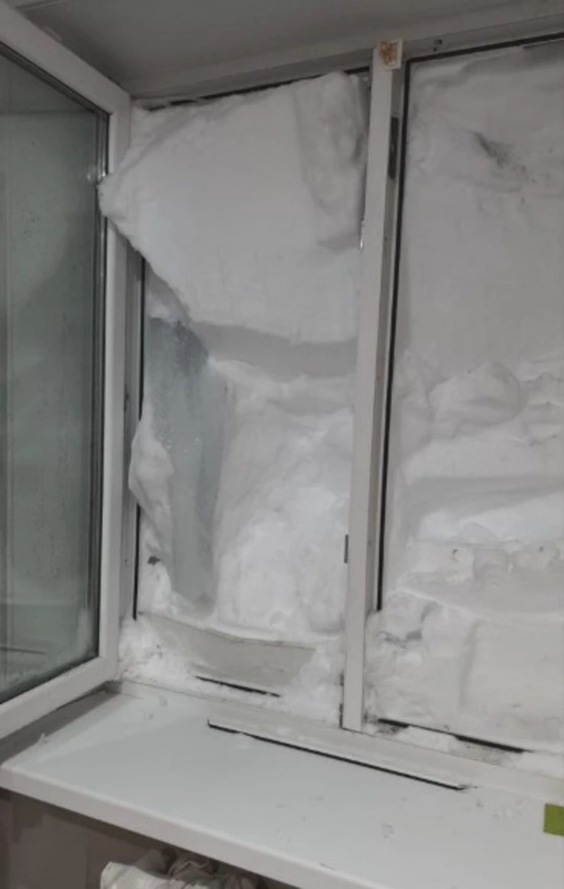 Локальный режим ЧС ввели после снежного обвала в Синегорске