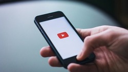 Совфед: YouTube будет заблокирован в России, если не будет следовать закону