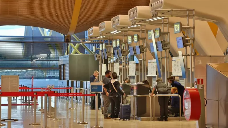 Регистрация на рейс в аэропортах может стать платной