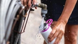 Волонтеры организовали подвоз воды маломобильному населению в Южно-Сахалинске