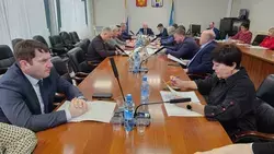 Электронная вершина